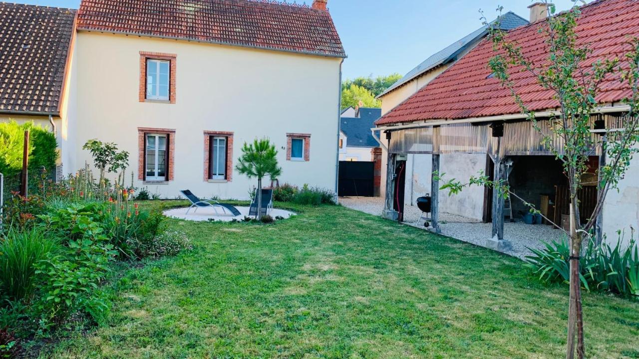 Hotel Maison D'En Face Romorantin-Lanthenay Exterior foto